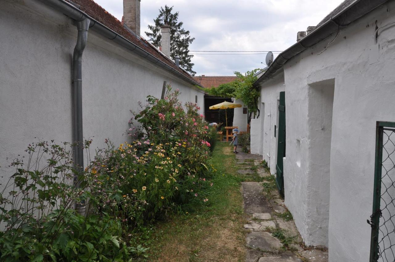 Ferienhaus Ackerl Mitterretzbach Εξωτερικό φωτογραφία